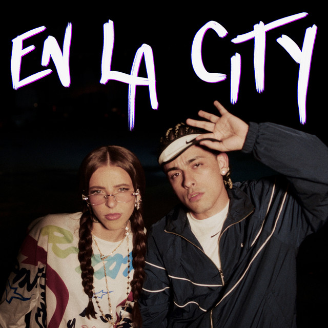 کاور آهنگ EN LA CITY از Young Miko, Trueno