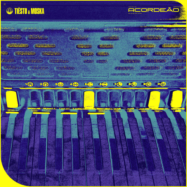کاور آهنگ Acordeão از Tiësto, MOSKA