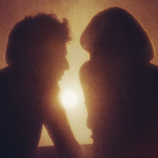 کاور آهنگ Southern Star (feat. AURORA) از AURORA, Leif Vollebekk