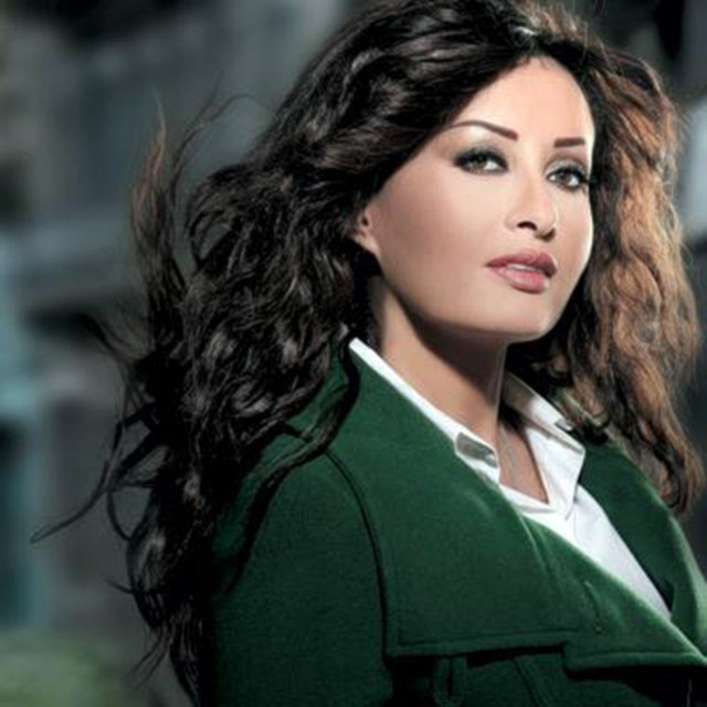 کاور آهنگ صد وعناد از Latifa