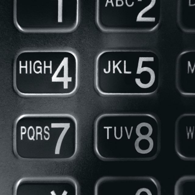 کاور آلبوم Why'd You Only Call Me When You're High? از Arctic Monkeys