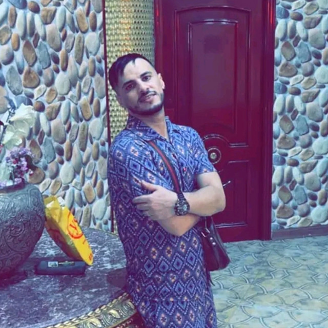 کاور آهنگ في بلادي منيش الاز از Cheb Nadir 22