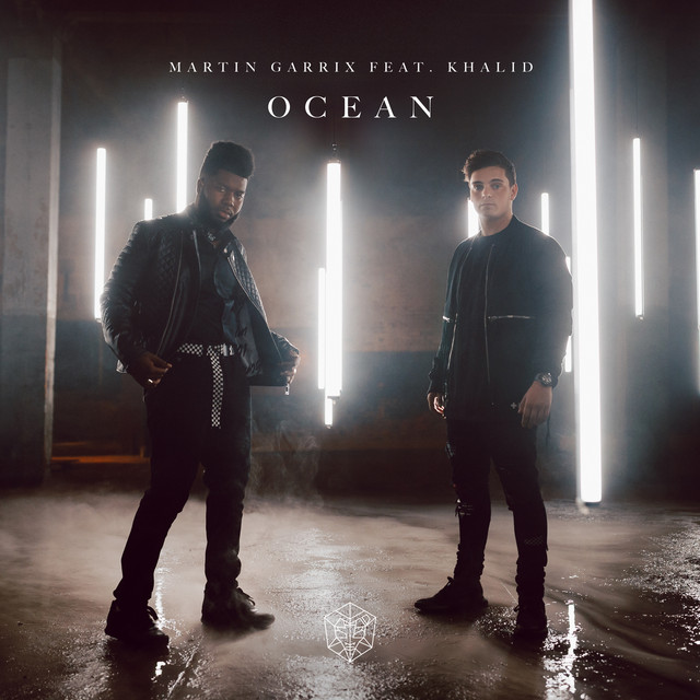 کاور آهنگ Ocean (feat. Khalid) از Khalid, Martin Garrix