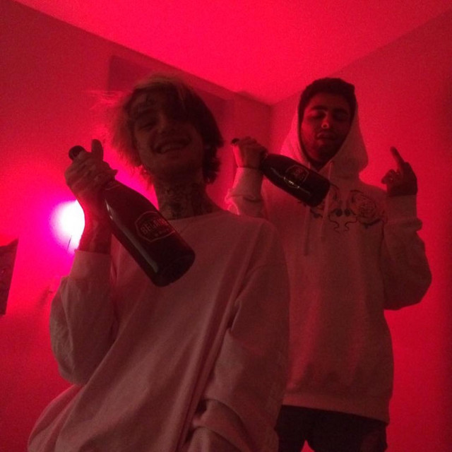 کاور آهنگ downtown از Lil Peep