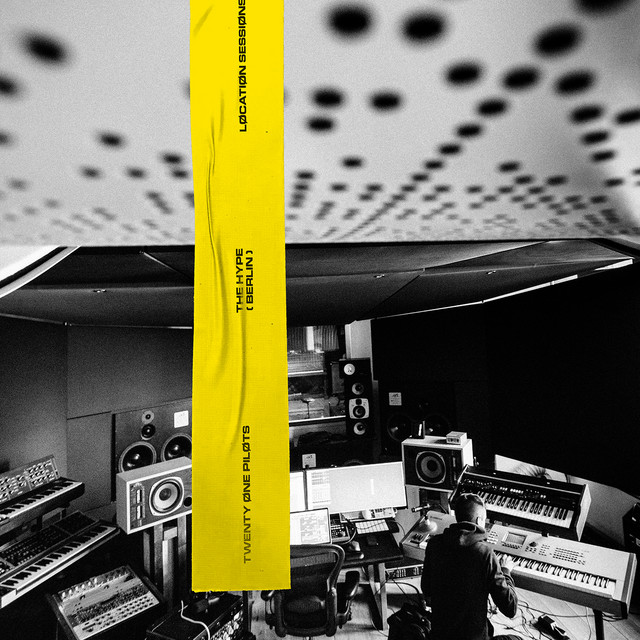 کاور آهنگ The Hype - Berlin از Twenty One Pilots