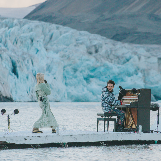کاور آهنگ A Rock Somewhere / The Seed - For Greenpeace از Jacob Collier, AURORA