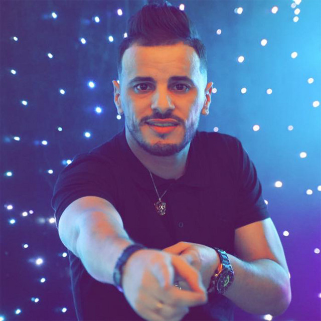 کاور آهنگ Ykbr Weldi Yokhroj Rajel از Manini Sahar, Cheb Nadir 22