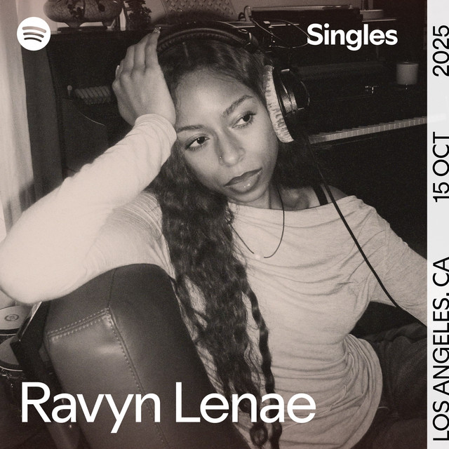 کاور آهنگ O Holy Night - Spotify Singles Holiday از Ravyn Lenae