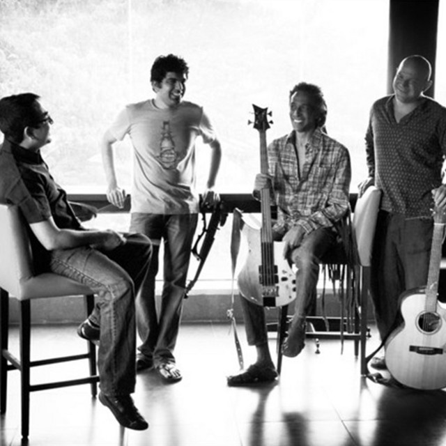 کاور آهنگ All Along The Watchtower از Bob Dylan, Emergence India, Krishna Mckenzie
