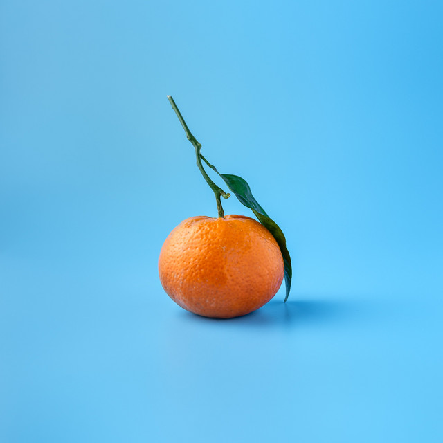 کاور آهنگ Oranges از Kenya Grace