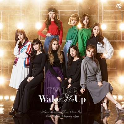 کاور آلبوم Wake Me Up از TWICE