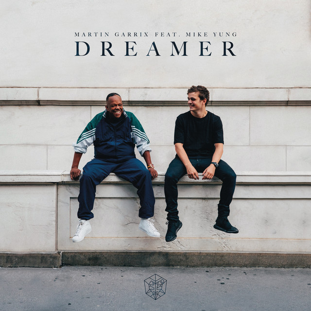 کاور آهنگ Dreamer از Martin Garrix, Mike Yung
