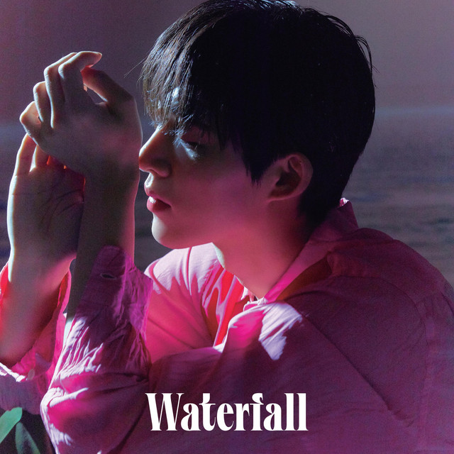 کاور آلبوم WATERFALL از B.I
