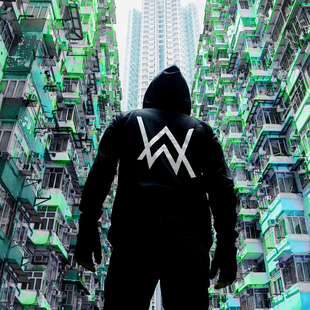 کاور آهنگ Sing Me to Sleep - Marshmello Remix از Marshmello, Alan Walker