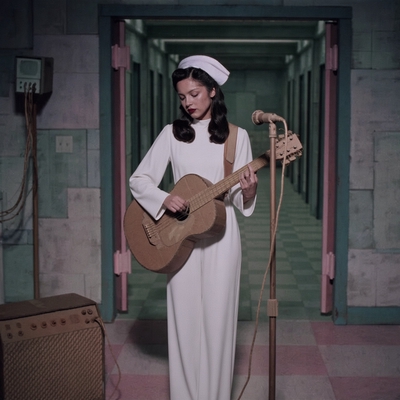 کاور آلبوم the cure (performance video) از Olivia Rodrigo