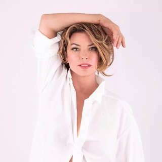 کاور آلبوم Up! (Red and Blue Versions) از Shania Twain