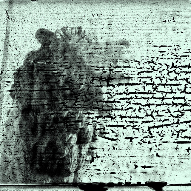 کاور آلبوم Monuments to an Elegy از The Smashing Pumpkins
