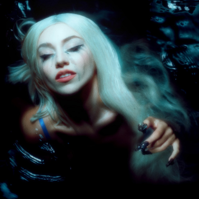 کاور آهنگ EveryTime I Cry از Ava Max
