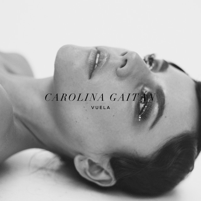کاور آهنگ Vuela از Carolina Gaitan - La Gaita