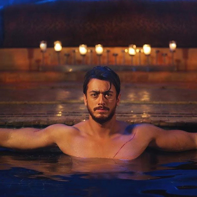 کاور آهنگ Baddek Eih از Saad Lamjarred