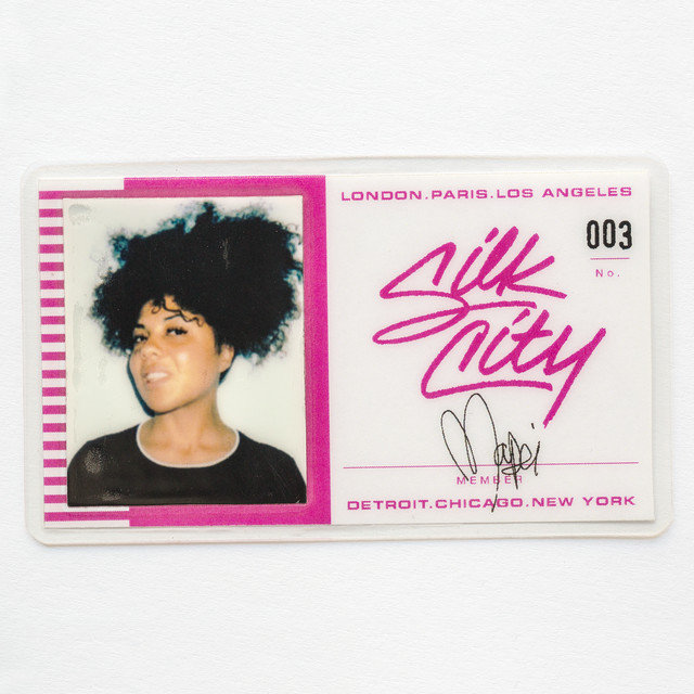 کاور آهنگ Feel About You (feat. Mapei) از Mark Ronson, Diplo, Silk City, Mapei