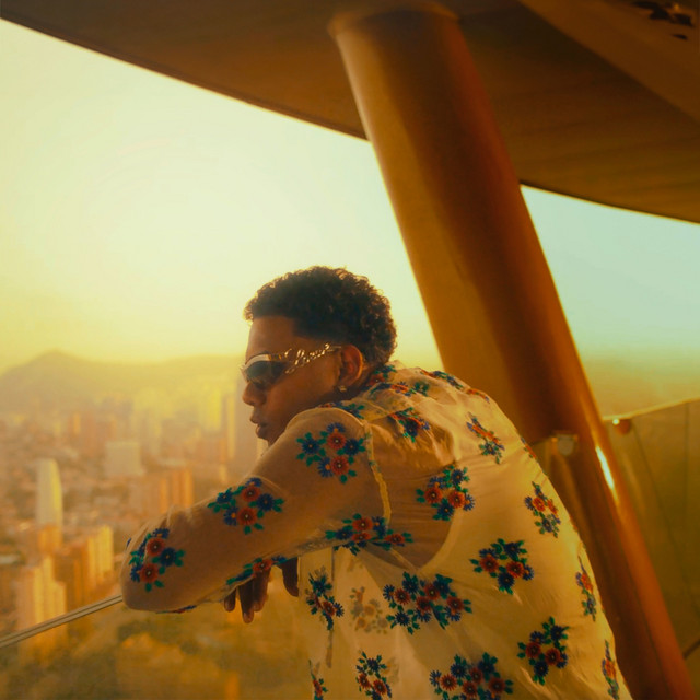 کاور آهنگ Bajo El Sol از Myke Towers