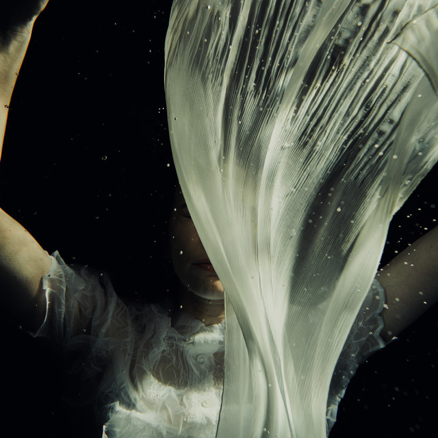 کاور آهنگ Green Book از Ghostly Kisses
