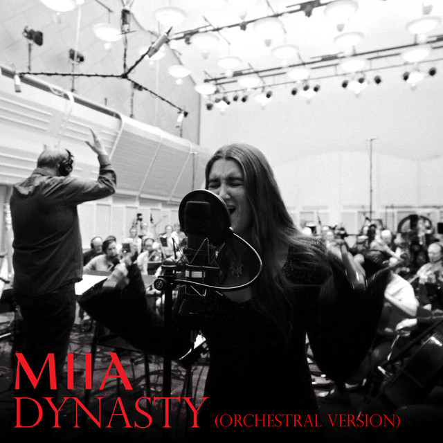 کاور آهنگ Dynasty - Orchestral Version از MIIA
