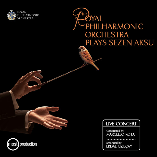 کاور آهنگ Kaçın Kurası - Live از Royal Philharmonic Orchestra, Sezen Aksu, Marcello Rota