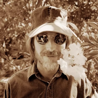 کاور آهنگ Rainy Day Women #12 & 35 - Live از Tom Petty