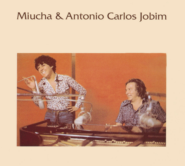 کاور آهنگ Tiro Cruzado از Antonio Carlos Jobim
