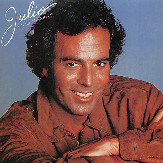 کاور آهنگ Le monde est fou, le monde est beau (A Veces Tu A Veces Yo) از Julio Iglesias
