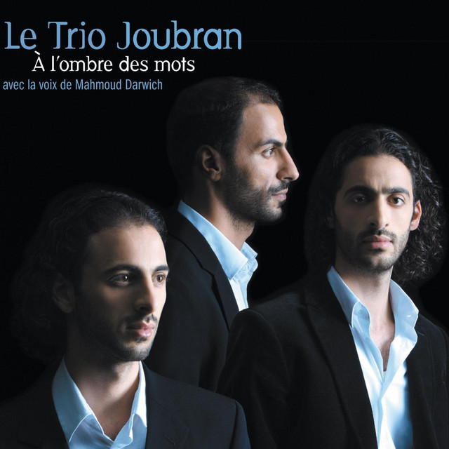 کاور آهنگ Le lanceur de des - Premiere partie از Le Trio Joubran, Mahmoud Darwich