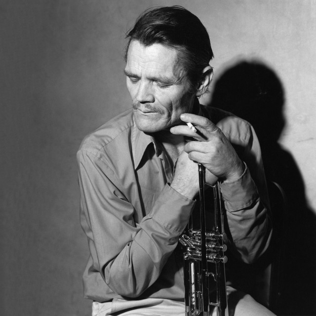 کاور آهنگ Milestones - Live از Chet Baker