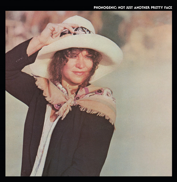 کاور آهنگ Runnin' After Love از Melanie