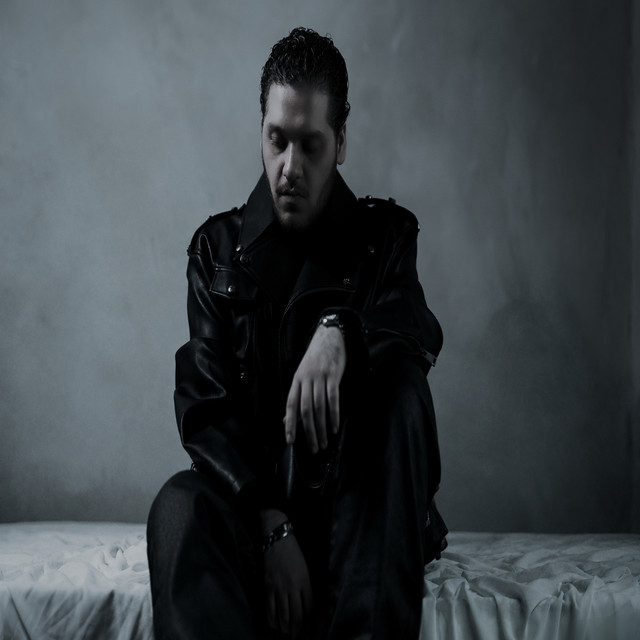 کاور آهنگ انکار از اشکان کاگان, آرون