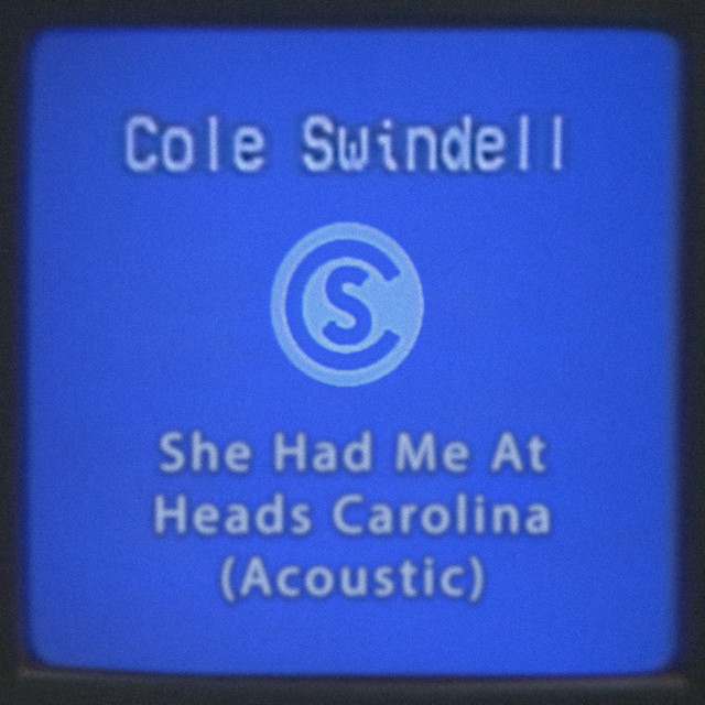 کاور آهنگ She Had Me at Heads Carolina - Acoustic از Cole Swindell