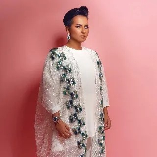 کاور آهنگ ابي افهم از Shamma Hamdan