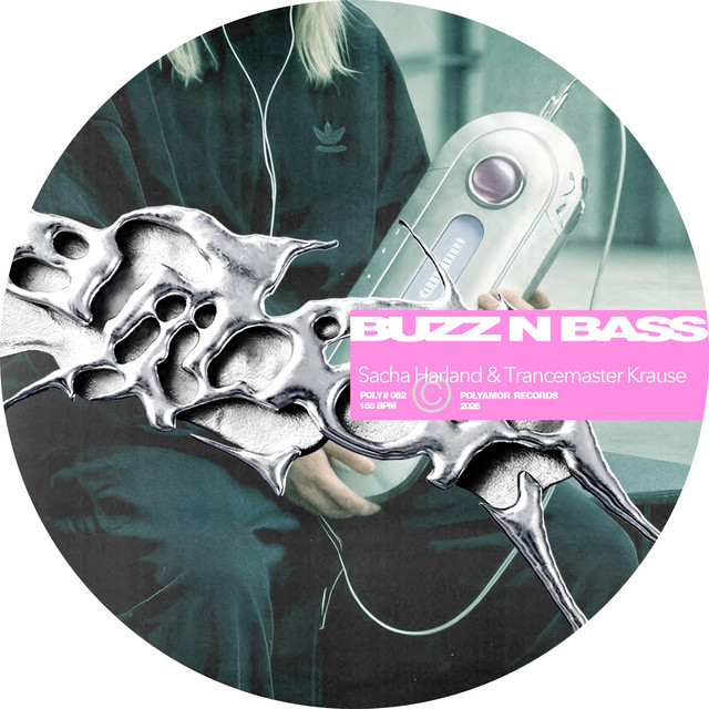 کاور آهنگ Buzz n Bass از Sacha Harland
