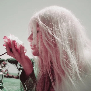 کاور آهنگ Blow - Deconstructed Mix از Kesha