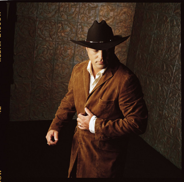 کاور آهنگ Letters from Home از John Michael Montgomery