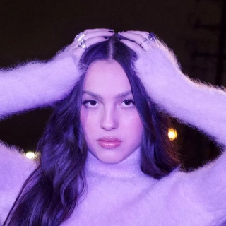 کاور آهنگ teenage dream از Olivia Rodrigo