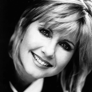کاور آهنگ I'll Be Home For Christmas از Olivia Newton-John, John Travolta