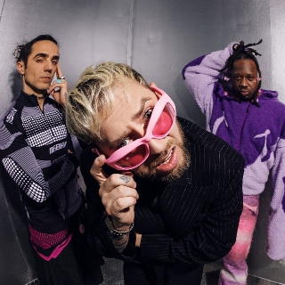 کاور آهنگ The Audacity از Rob49, Jacquees, Lizzen