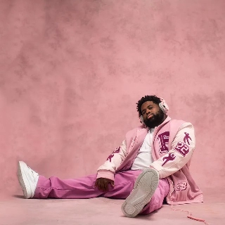 کاور آهنگ Honesty - Remix از Jessie Reyez, Pink Sweat$