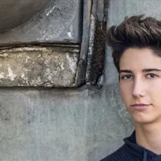 کاور آهنگ Love Is a Battlefield - From "Prom Pact" از Milo Manheim, Peyton Elizabeth Lee