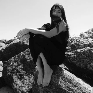 کاور آهنگ No Me Queda Más از Carolina Gaitan - La Gaita