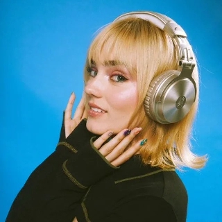 کاور آهنگ picky از Meg Donnelly