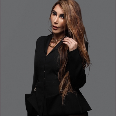 کاور آهنگ Sarhos Dunya از Hande Yener
