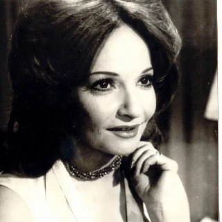 کاور آهنگ Ana Kont Fean از Shadia